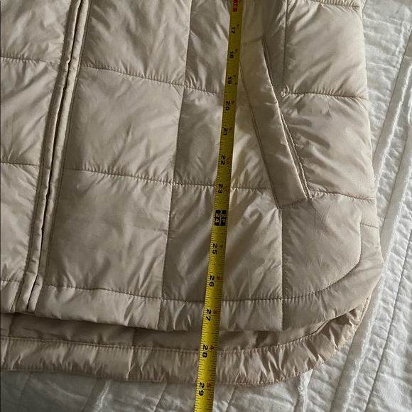 GAP - Picture 8 of 10